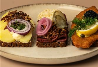 Nadias Smørrebrød  - Tradition. Smag. Elegance.